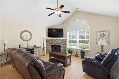 5559 Prosperity View Drive #1, Charlotte, NC 28269 - Photo 2