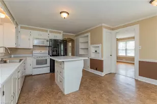 4713 Kernersville Rd, Kernersville, NC 27284 - Photo 6