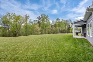 720 Sugarberry Ln, Greensboro, NC 27455 - Photo 32