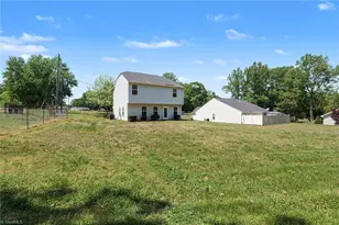 4586 Sun Valley Ln, Kernersville, NC 27284 - Photo 20