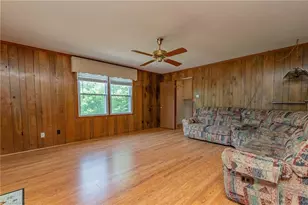 4717 Kernersville Rd, Kernersville, NC 27284 - Photo 16