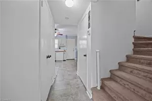 1105 Robin Hood Rd, High Point, NC 27262 - Photo 8