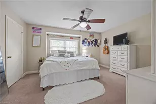 1105 Robin Hood Rd, High Point, NC 27262 - Photo 16