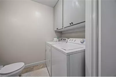 1105 Robin Hood Road #F, High Point, NC 27262 - Photo 10