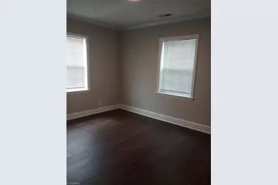 419 W Vandalia Road, Greensboro, NC 27406 - Photo 6