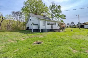 1749 Phillips Rd, Sandy Ridge, NC 27046 - Photo 6