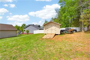 1646 Johnnys Way Rd, Asheboro, NC 27203 - Photo 40