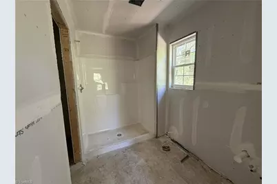 219 Tower Road, Thomasville, NC 27360 - Photo 8