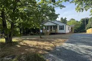 219 Tower Rd, Thomasville, NC 27360 - Photo 1