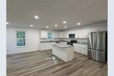 219 Tower Road, Thomasville, NC 27360 - Photo 6