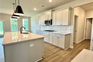 413 Yarrow Dr, Lexington, NC 27295 - Photo 2