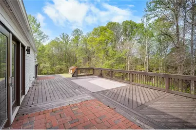 391 Lake Hill Drive, Thomasville, NC 27360 - Photo 10