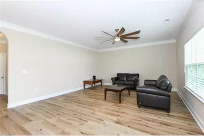 7 Cloverfield Court, Greensboro, NC 27406 - Photo 8