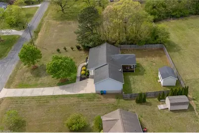 189 Hill Lane, Lexington, NC 27295 - Photo 36