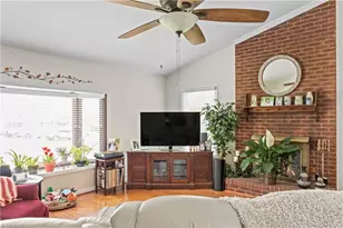 2109 Kello Dr, Greensboro, NC 27455 - Photo 8