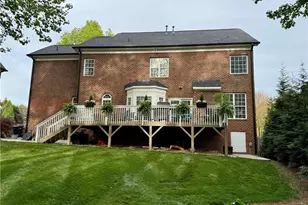 212 Oakmont Park Ct, Kernersville, NC 27284 - Photo 4