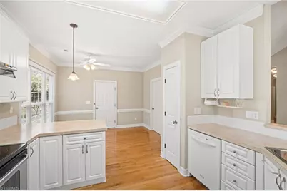 6680 Elm Hill Drive, Clemmons, NC 27012 - Photo 12