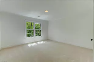 612 Willoughby Blvd, Greensboro, NC 27408 - Photo 28