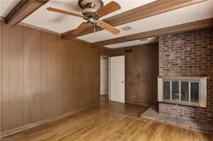 2514 Gracewood Dr, Greensboro, NC 27408 - Photo 8