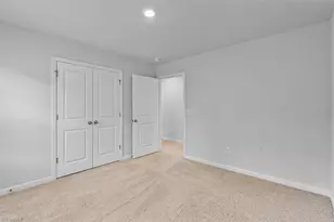 1010 Henson Park Dr, Greensboro, NC 27455 - Photo 38