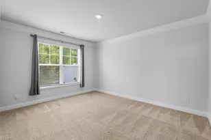 1010 Henson Park Dr, Greensboro, NC 27455 - Photo 22