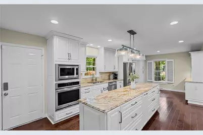 312 Willoughby Boulevard, Greensboro, NC 27408 - Photo 12