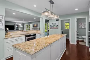 312 Willoughby Blvd, Greensboro, NC 27408 - Photo 8