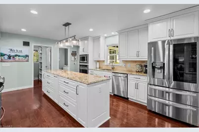 312 Willoughby Boulevard, Greensboro, NC 27408 - Photo 10