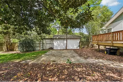 213 Westover Terrace, Greensboro, NC 27403 - Photo 32