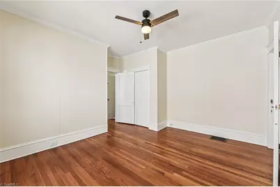 213 Westover Terrace, Greensboro, NC 27403 - Photo 20