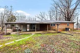 1324 Seays Rd, Liberty, NC 27298 - Photo 24