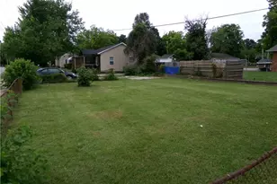 1408 E Martin Luther King Jr Dr, High Point, NC 27260 - Photo 32