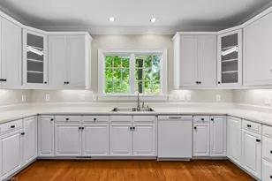 2009 Needleleaf Ln, Greensboro, NC 27410 - Photo 8