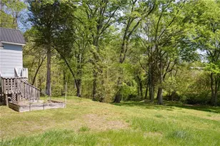 17 Hackney St, Lexington, NC 27292 - Photo 20