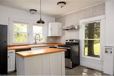 17 Hackney Street, Lexington, NC 27292 - Photo 8