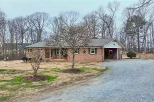 74 Miranda Dr, Taylorsville, NC 28681 - Photo 38