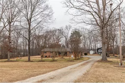 74 Miranda Drive, Taylorsville, NC 28681 - Photo 2