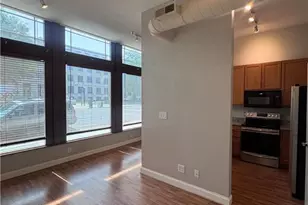 220 Market St, Greensboro, NC 27401 - Photo 10