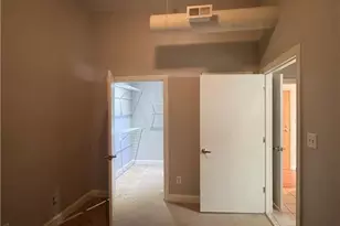 220 Market St, Greensboro, NC 27401 - Photo 20