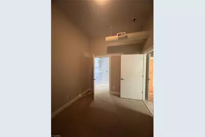 220 Market Street #206, Greensboro, NC 27401 - Photo 18