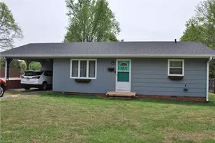 372 Duke St, Mocksville, NC 27028 - Photo 1