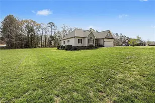 254 Spring Forest Rd, Asheboro, NC 27207 - Photo 24