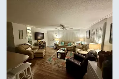 2753 Ocean View Avenue, Supply, NC 28462 - Photo 6