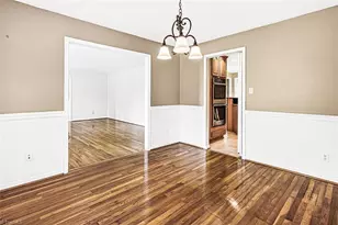 3903 Oakcliffe Rd, Greensboro, NC 27406 - Photo 10