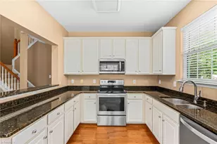 211 Channel Cove Ct, Jamestown, NC 27282 - Photo 16