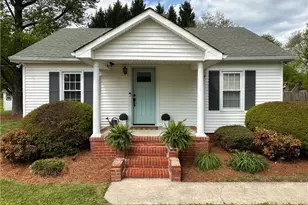 313 W Monroe St, Mayodan, NC 27027 - Photo 2