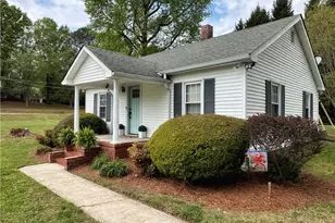 313 W Monroe St, Mayodan, NC 27027 - Photo 4