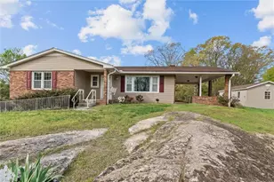 1512 Pittman St, Mount Airy, NC 27030 - Photo 1