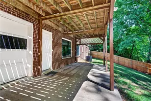 7 Holly Crest Ct, Greensboro, NC 27410 - Photo 38