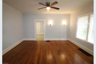2080 Queen Street, Winston-Salem, NC 27103 - Photo 10
